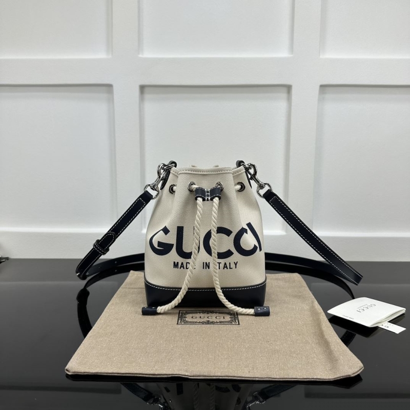 G*u*i bucket bags